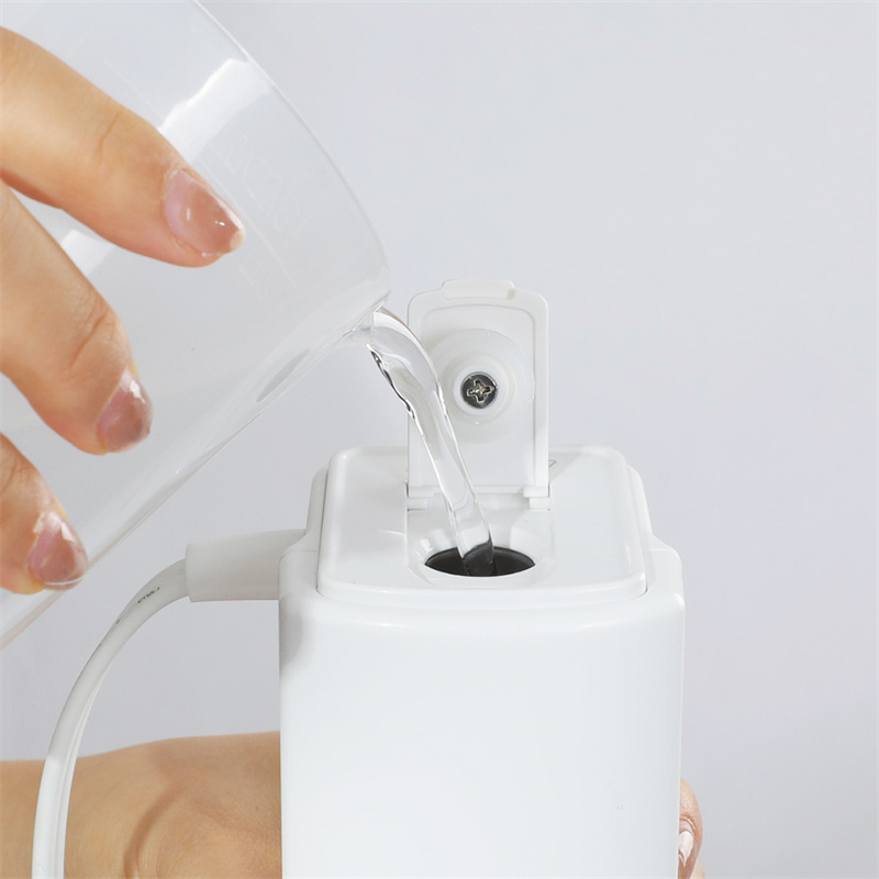 310A  FOLDABLE HANDHELDFABRIC STEAMER